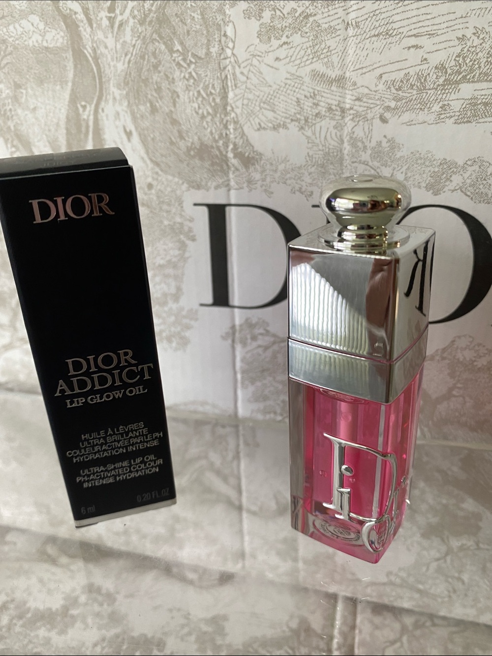 Dior Addict Lip Glow Oil - Picture 3 of 5